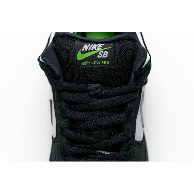 Staple x Nike SB Dunk Low “Panda Pigeon”