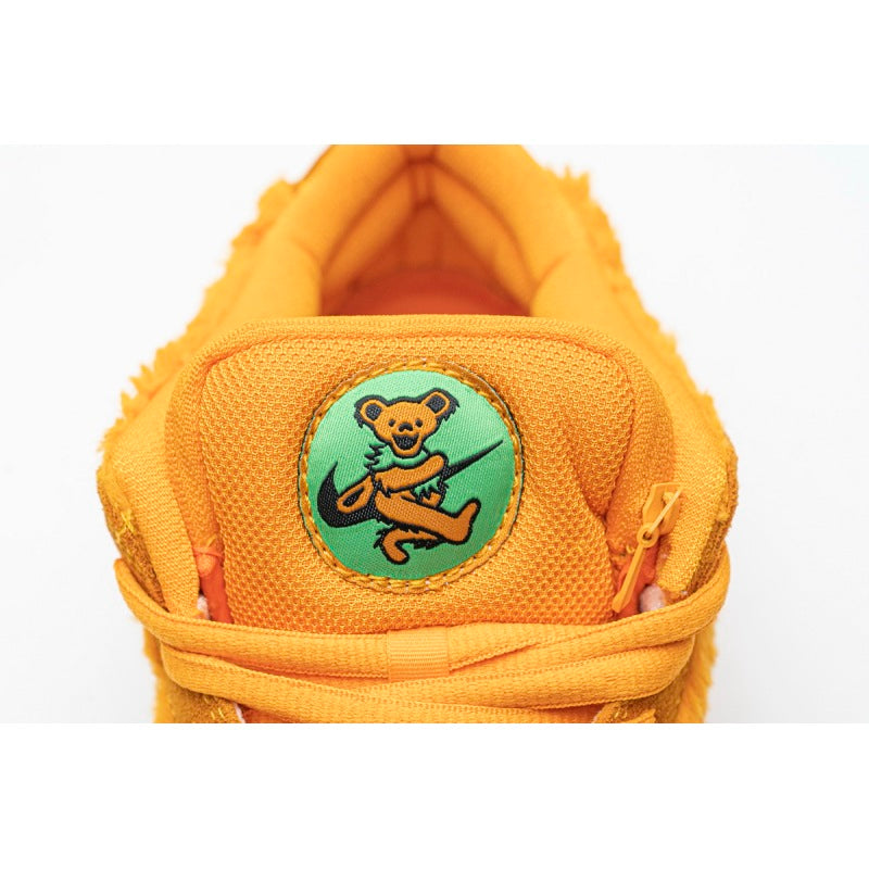 Grateful Dead x Nike SB Dunk Low Pro QS “ Orange Bear”